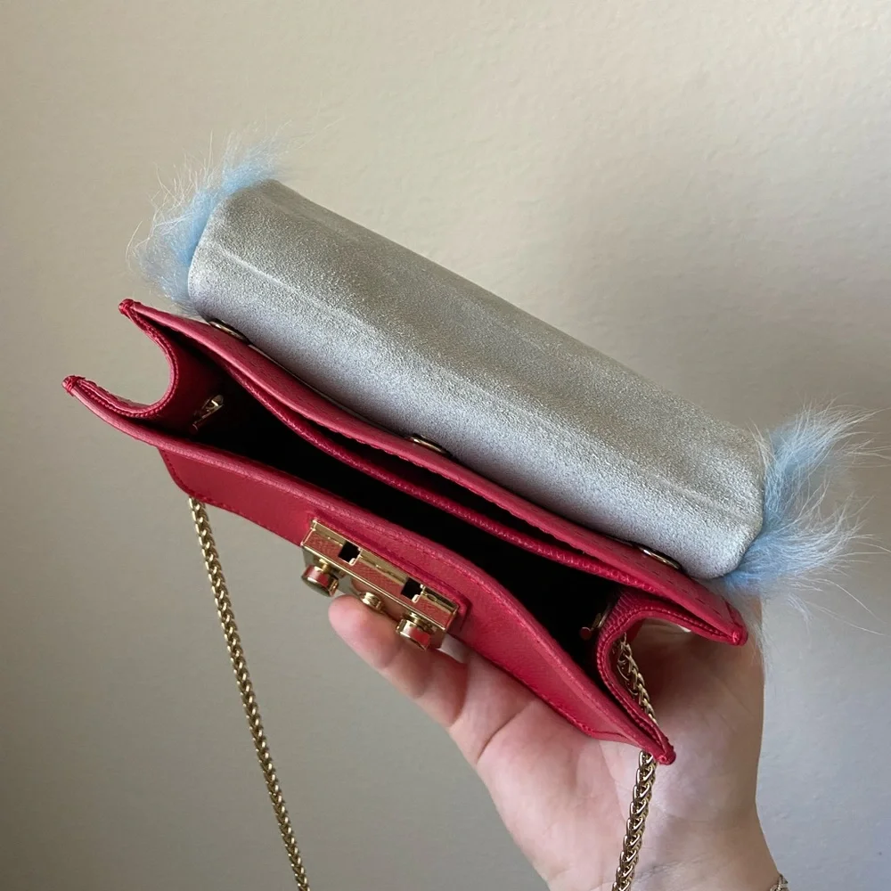 Furla metropolis small pink leather and blue faux fur bag